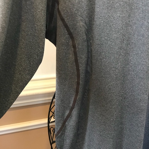 TEK GEAR LONG SLEEVE COMPRESSION TOP - Picture 3 of 8